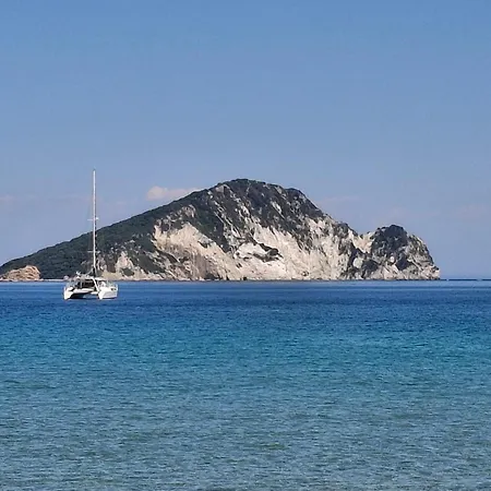 Casa de Férias The Hidden Keri Marathiás