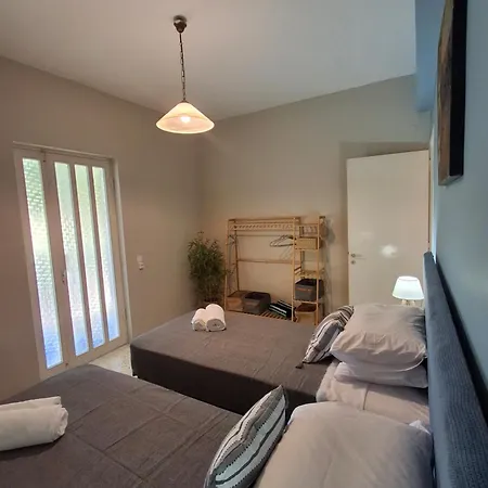 The Hidden Keri Marathiás