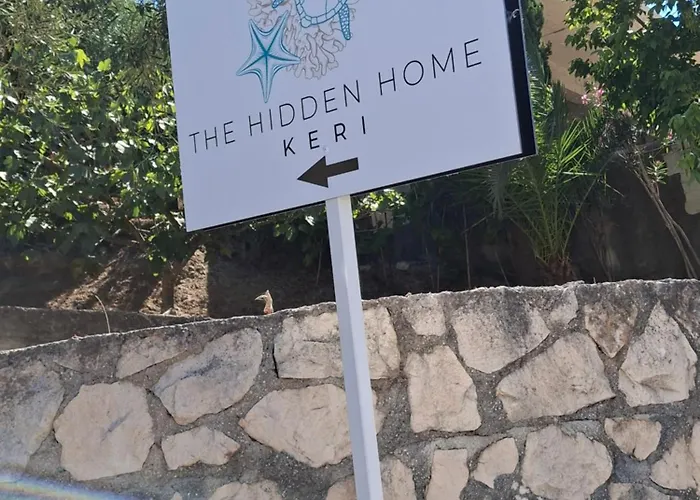The Hidden Keri Prázdninový dům *